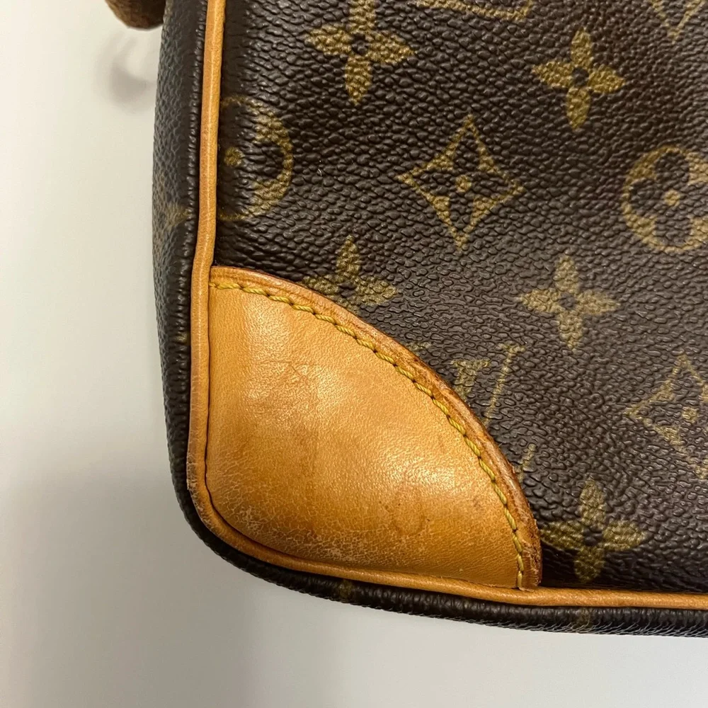 Louis Vuitton Monogram Briefcase with Leather Accents - Picture 6 of 16